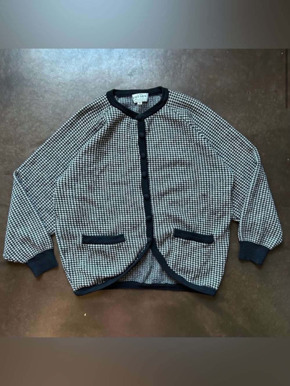 100% wool vintage cardigan- black and white houndstooth- jaeger- small